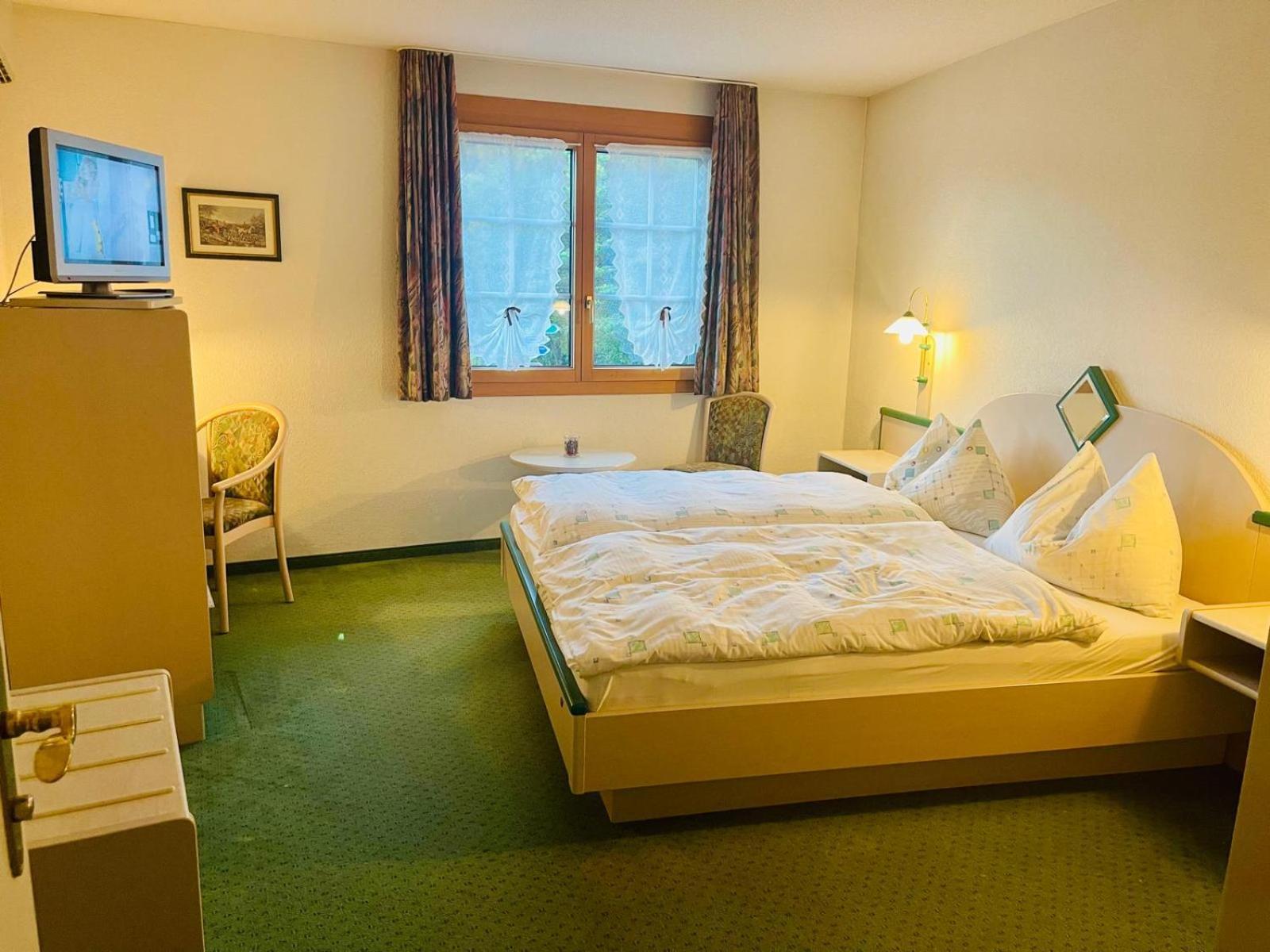 Hotel Le Cavalier à Soyhières Extérieur photo